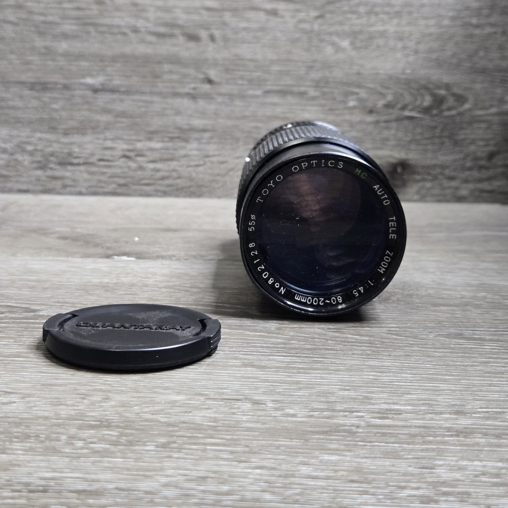 Toyo Optics Auto Tele Zoom Camera Lens 1:4.5  80-200mm Made in Japan